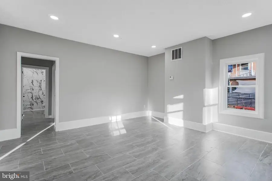 125 High St, Luray, VA 22835 - #2