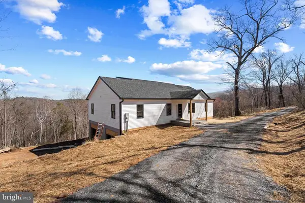 930 River View Rd, Rileyville, VA 22650