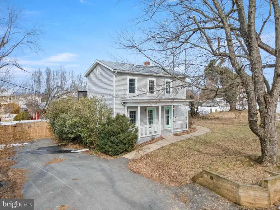 115 Page St E, Luray, VA 22835 - #2