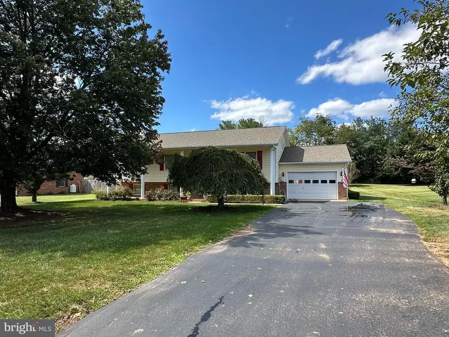 3 Meadow Ln, Luray, VA 22835 - #2