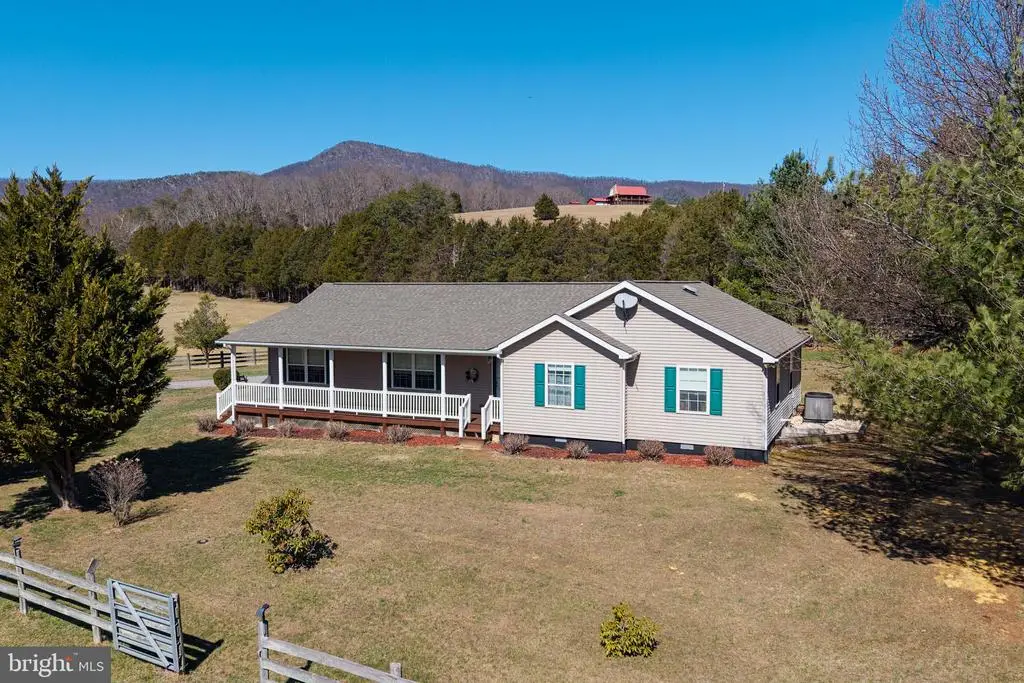 2301 Page Valley Rd S, Luray, VA 22835 - #1