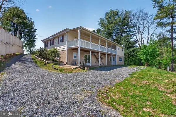 782 Shipyard Rd, Shenandoah, VA 22849