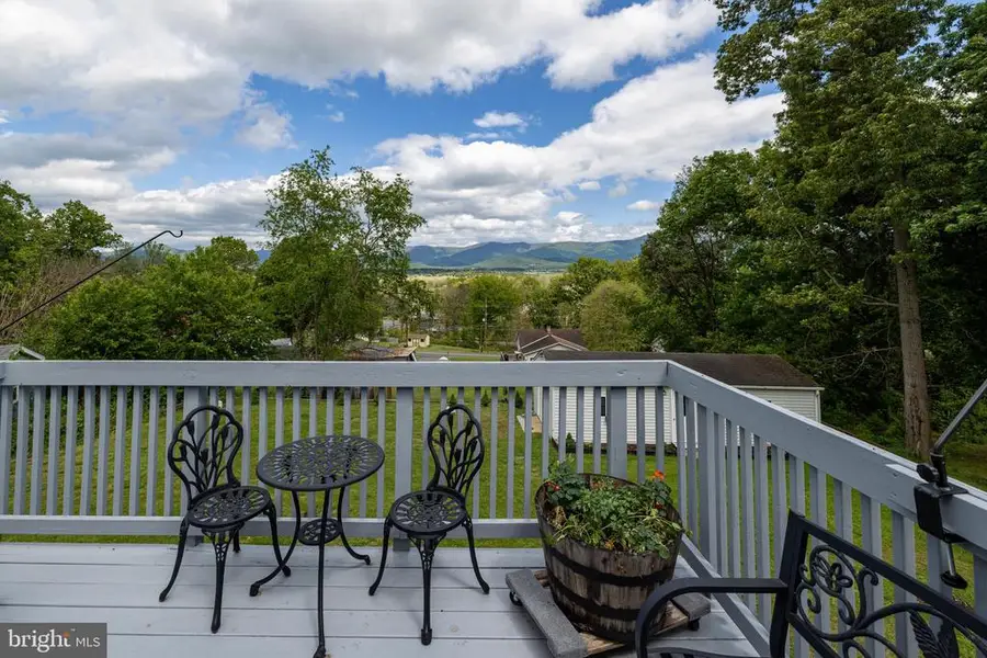 157 Heritage Dr, Luray, VA 22835 - #3