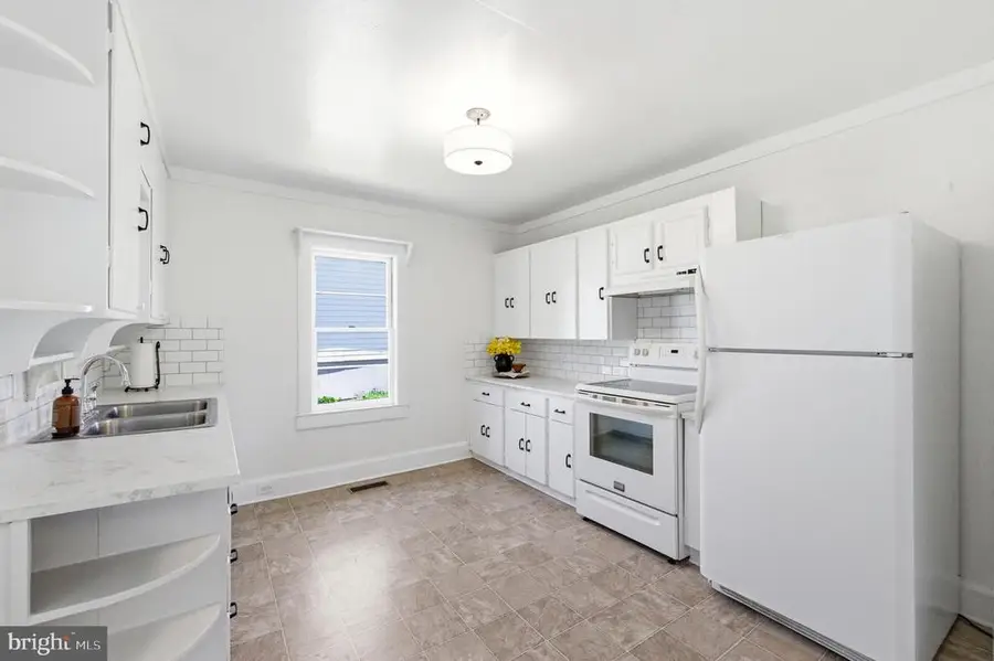 522 Luray Ave, Luray, VA 22835 - #2