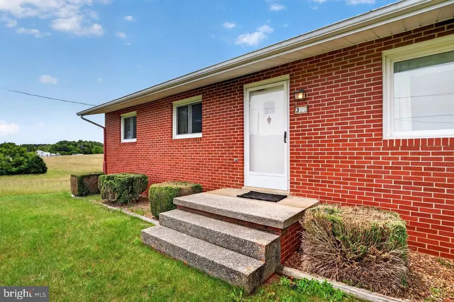 399 Whispering Hill Rd, Luray, VA 22835 - #2