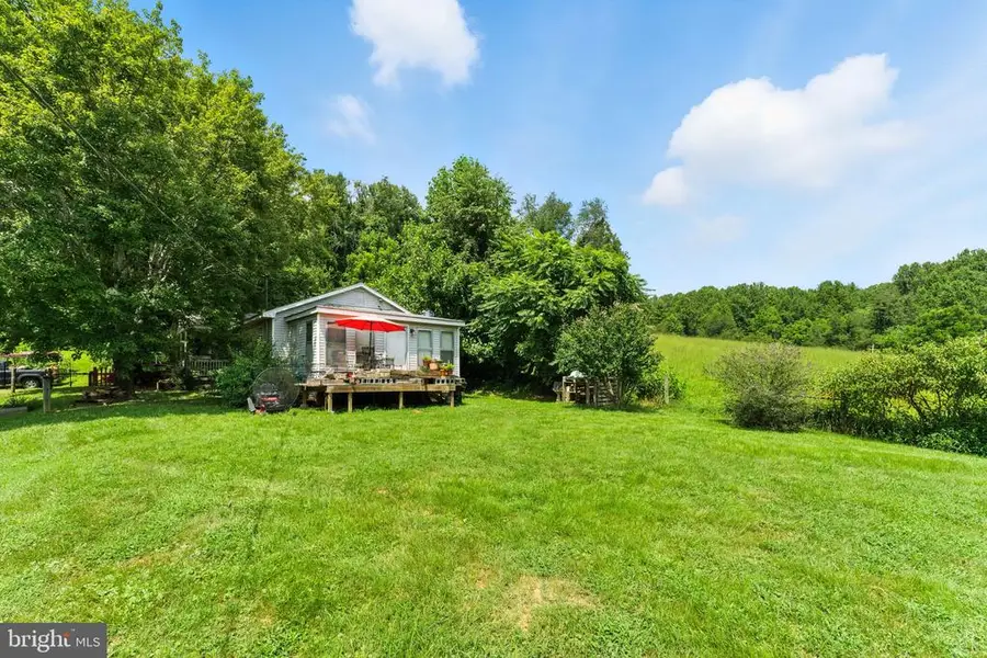 14 Jenkins Ln, Sperryville, VA 22740 - #2
