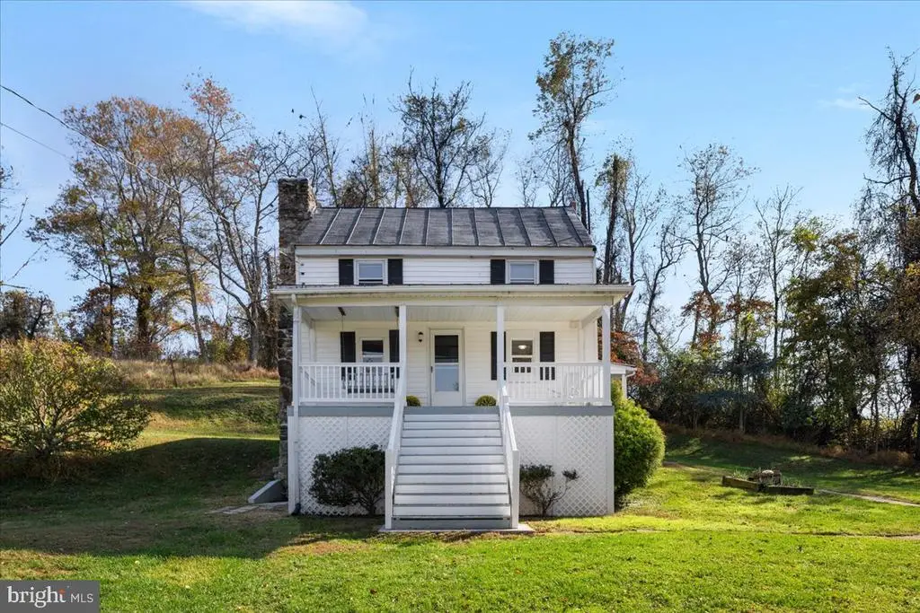 13886 Crest Hill Rd, Flint Hill, VA  - Image #1