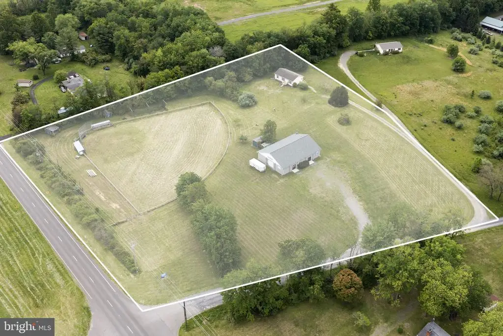 9 Payne Ln, Amissville, VA 20106 - #1