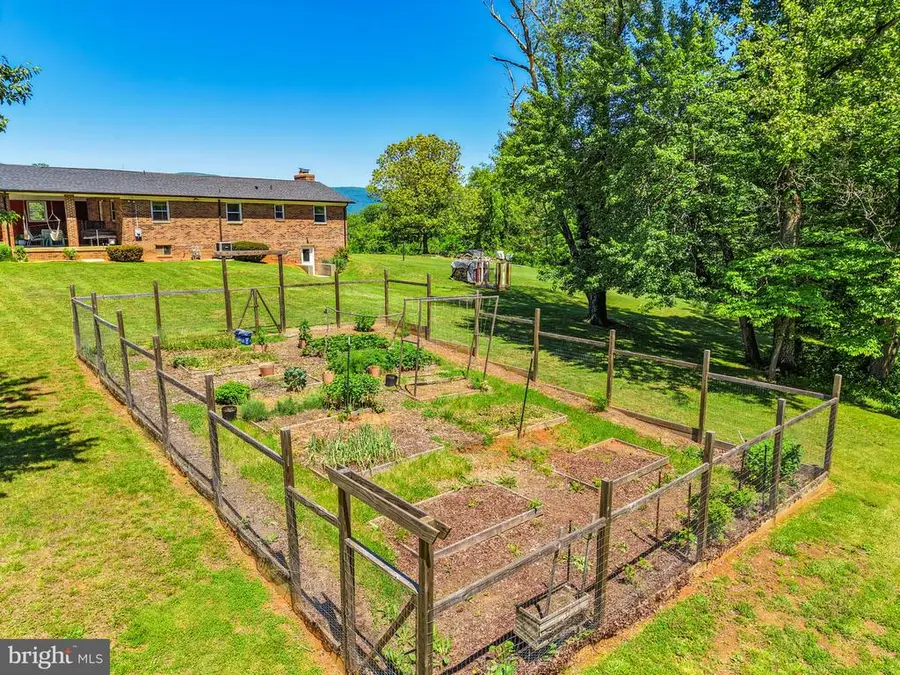 13767 Crest Hill Rd, Wakefield, VA 22637 - #3