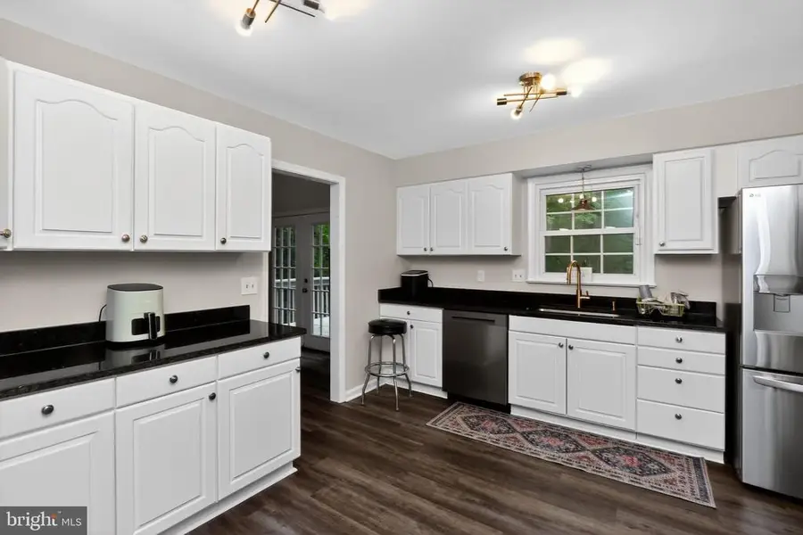 94 River Bend Rd E, Courtland, VA 22407 - #3