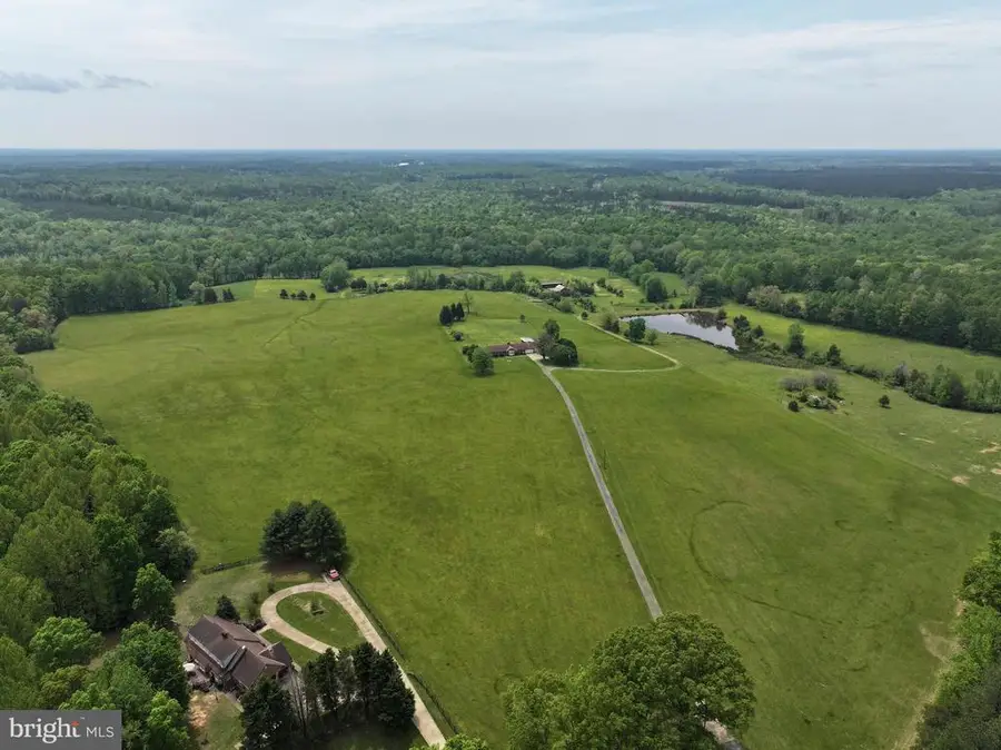 10504 Robert E Lee Dr, Spotsylvania, VA 22551 - #2