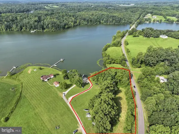 Evans Family Place, Mineral, VA 23117