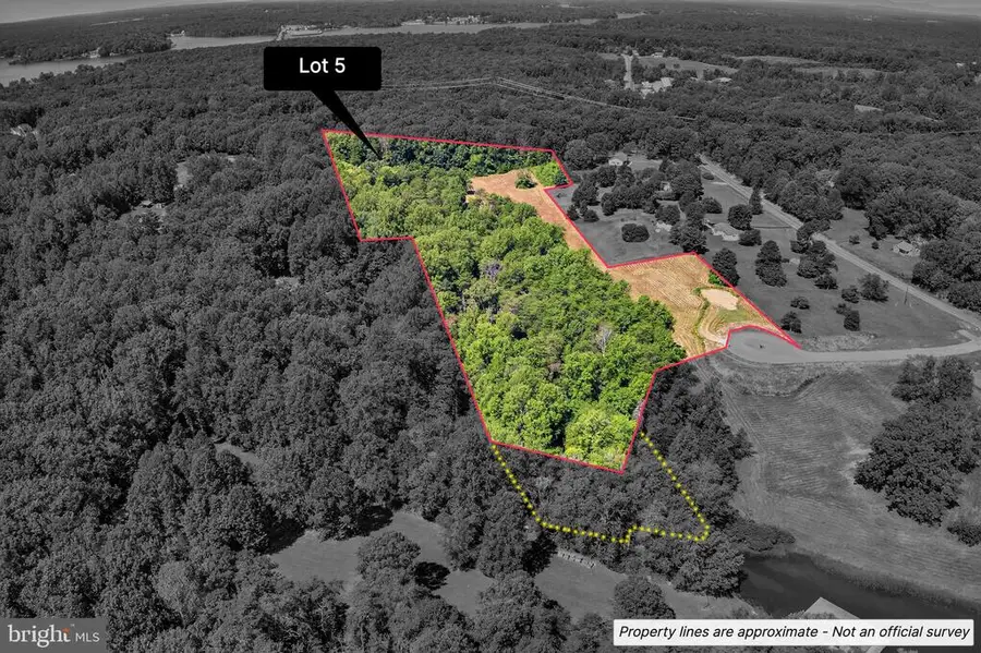 4706 Eagle Point Ct, Spotsylvania, VA 22551 - #2