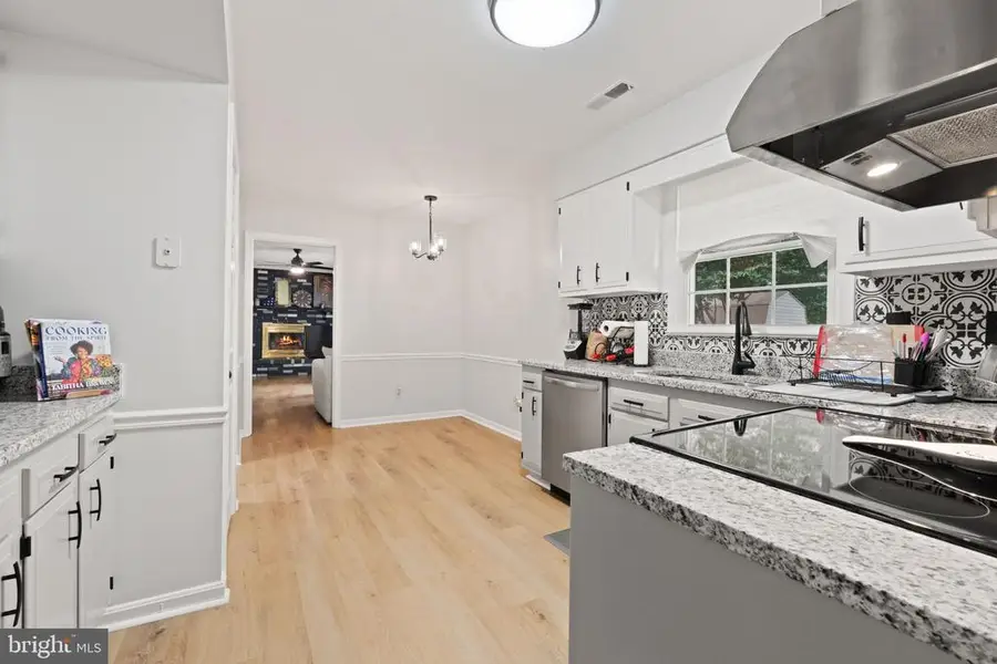 5817 Up A Way Dr, Fredericksburg, VA 22407 - #2