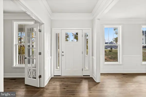 9113 Royal Ct, Partlow, VA 22534