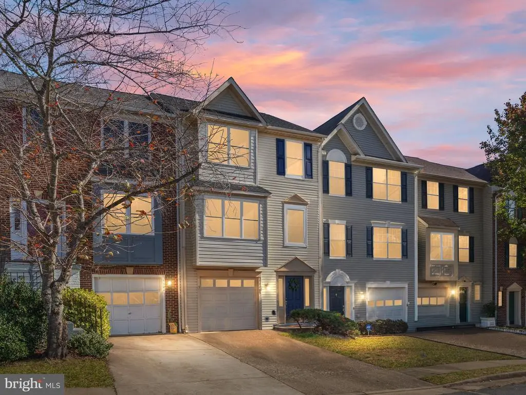 11209 Kings Crest Ct, Fredericksburg, VA 22407 - Image #1