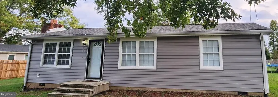 228 Three Cedars Ln, Fredericksburg, VA 22407 - Image #2