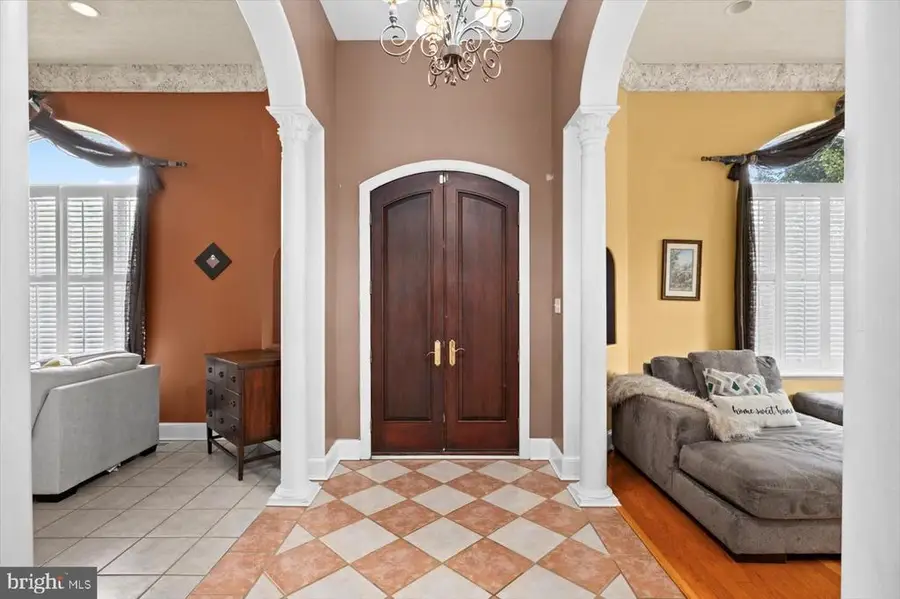 6902 Tower Of London Dr, Fredericksburg, VA 22407 - Image #2