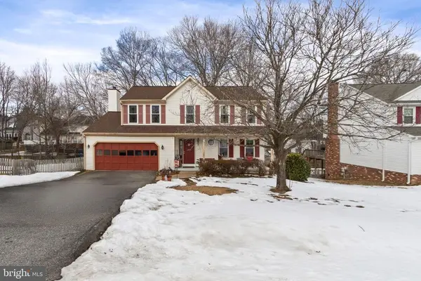 7211 Lord Barton Dr, Fredericksburg, VA 22407