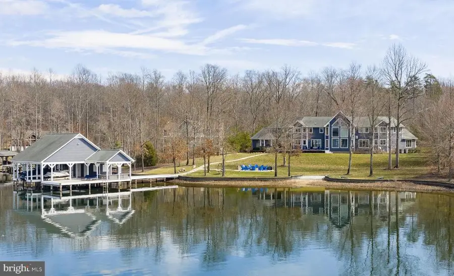 3804 Outer Banks Ln, Bumpass, VA 23024 - #3