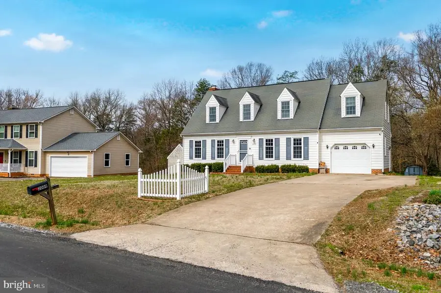 2009 White Lake Dr, Fredericksburg, VA 22407 - #2