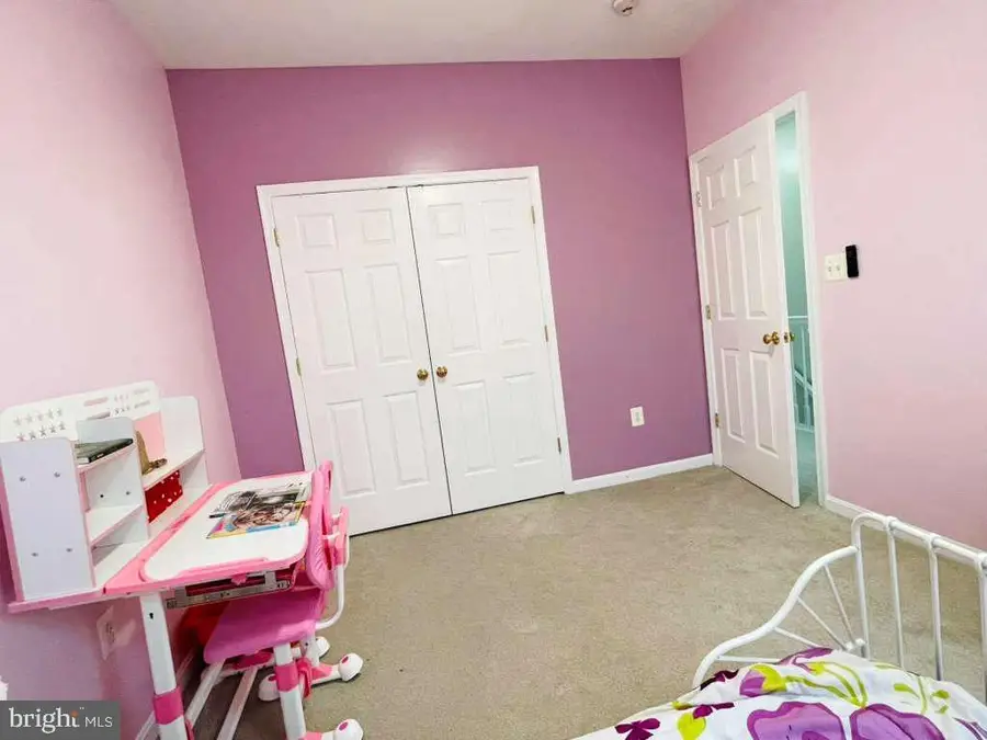 6937 Versaille Dr, Fredericksburg, VA 22407 - #2