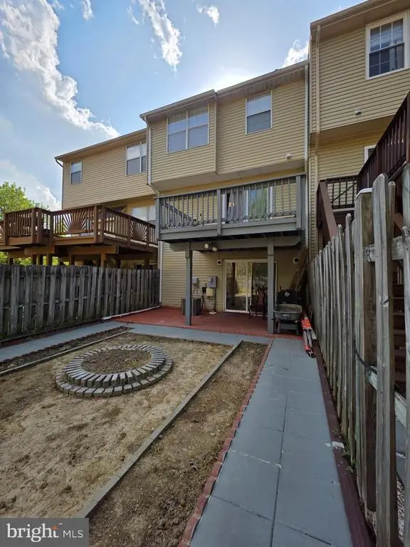 11203 Kings Crest Ct, Fredericksburg, VA 22407 - #2
