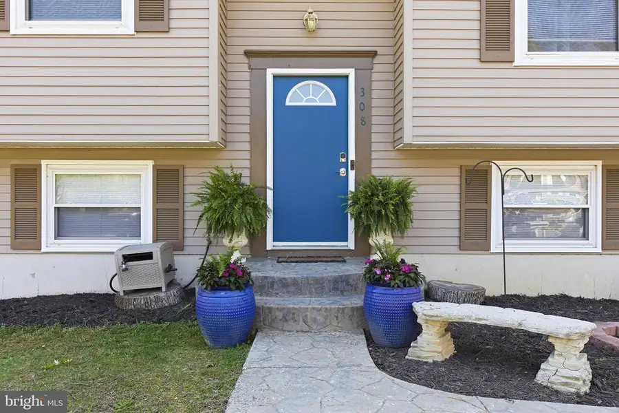 308 Patterson Ave, Fredericksburg, VA 22407 - #2