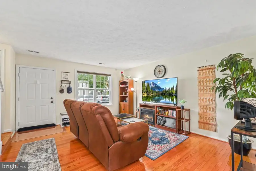 10511 Tidewater Plains Dr, Fredericksburg, VA 22408 - #3