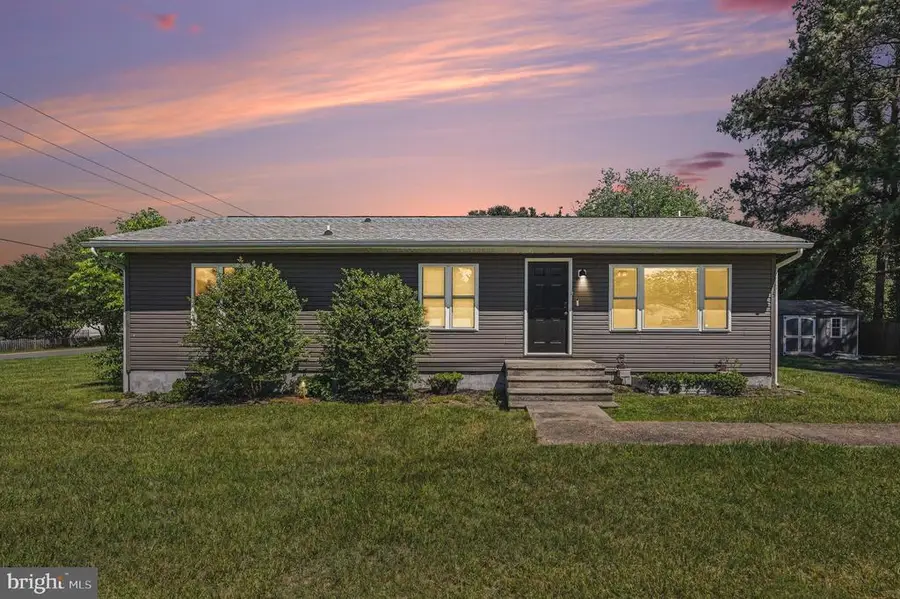 11635 Ashby Dr, Fredericksburg, VA 22407 - #2