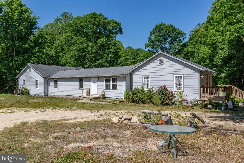 5942 Stanfield Rd, Spotsylvania, VA 22551 - #1