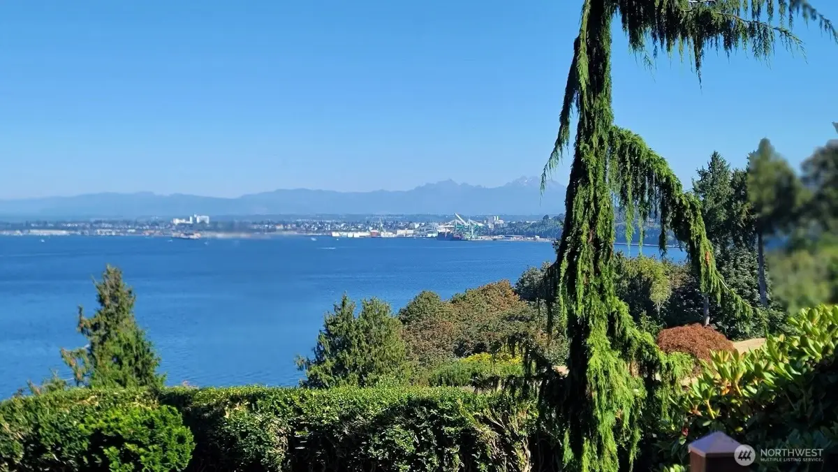 4605 Baker Dr, Everett, WA 98203 - #1