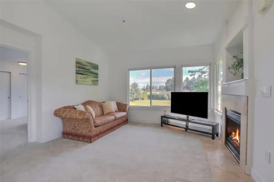11130 SE 208th St M202, Kent, WA 98031 - #3