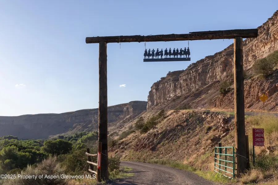 34074 Fruitland Mesa Road, Crawford, CO 81415 - Image #2