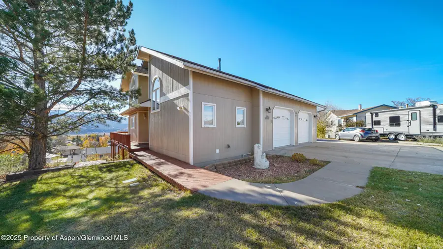 949 Edelweiss, Rifle, CO 81650 - Image #2