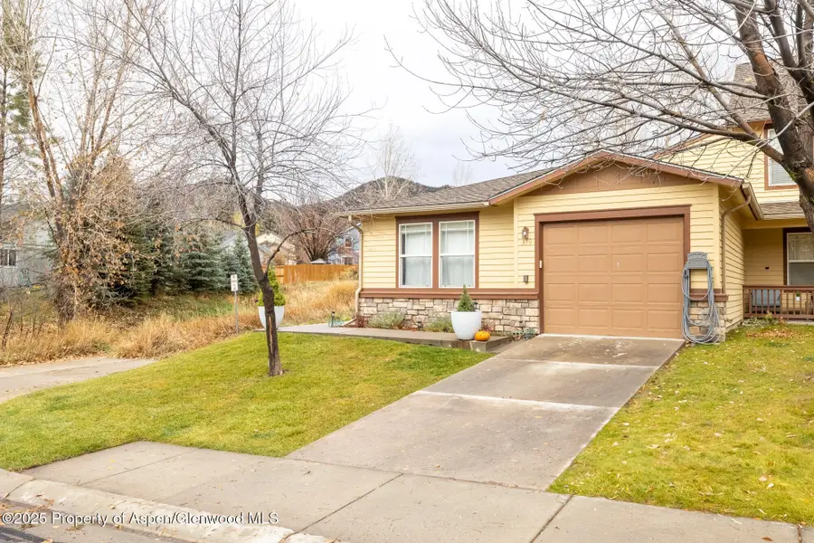 390 Maroon Court, New Castle, CO 81647 - Image #2