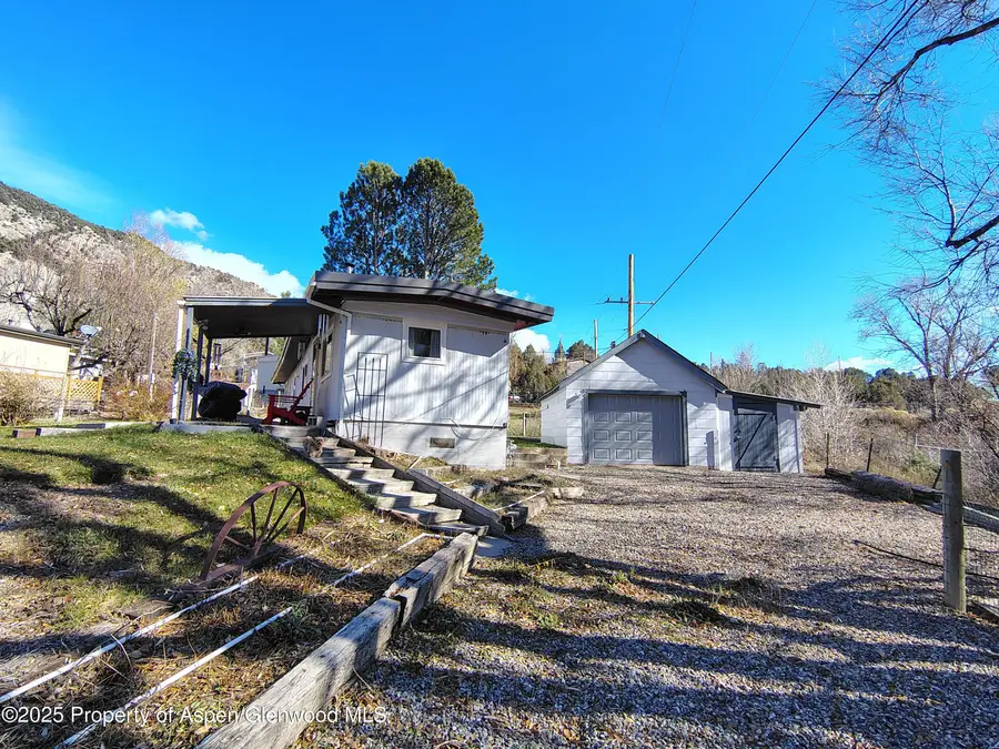 8 Navajo Street, New Castle, CO 81647 - Image #2