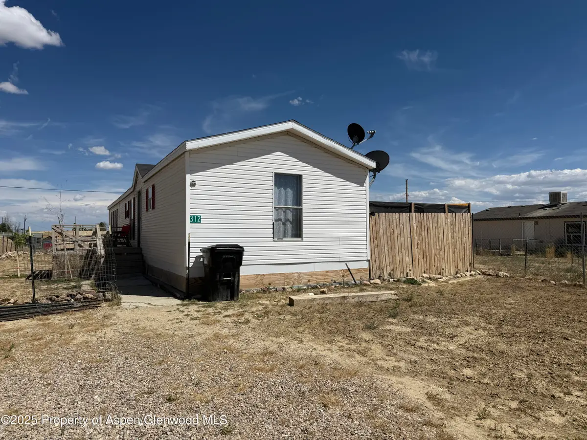 312 Ceratosaurus Circle, Dinosaur, CO 81610 - Image #1