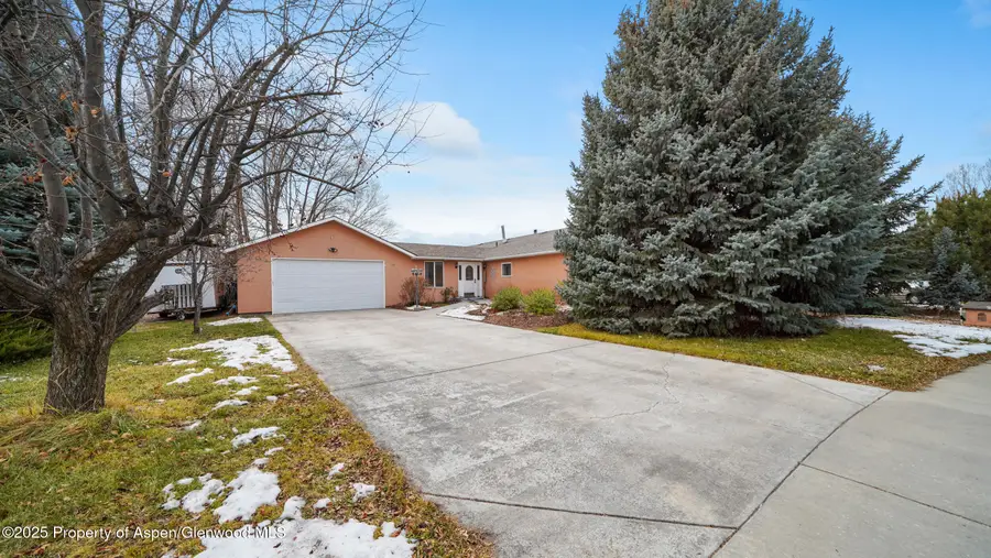 161 S Golden Drive, Silt, CO 81652 - Image #2