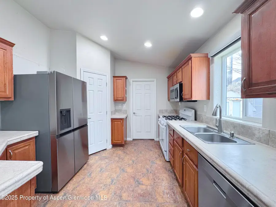 667 Trail Gulch Road #Unit 5, Gypsum, CO 81637 - Image #3