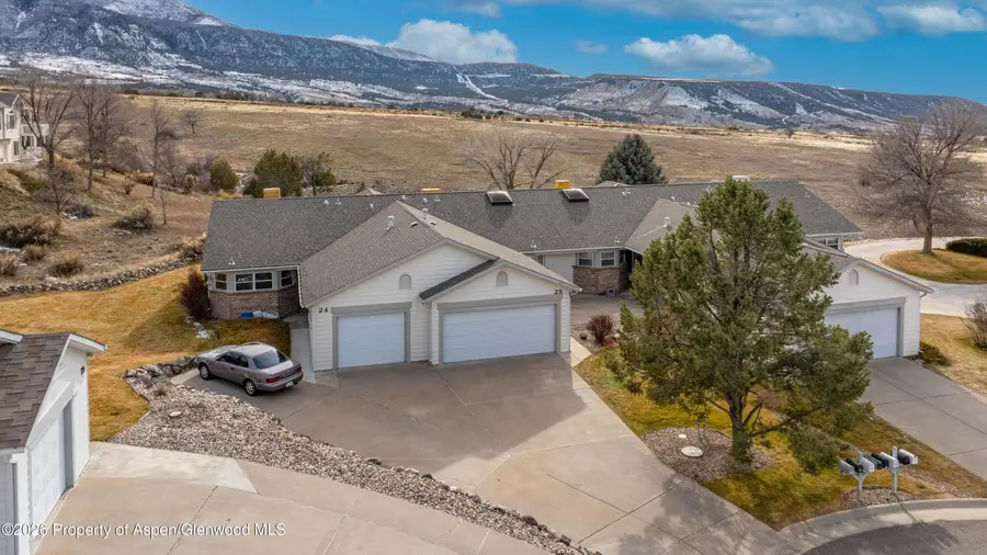 25 W Ridge Court, Parachute, CO 81635 - Image #2