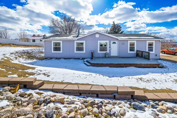 952 E 11th Street, Craig, CO 81625