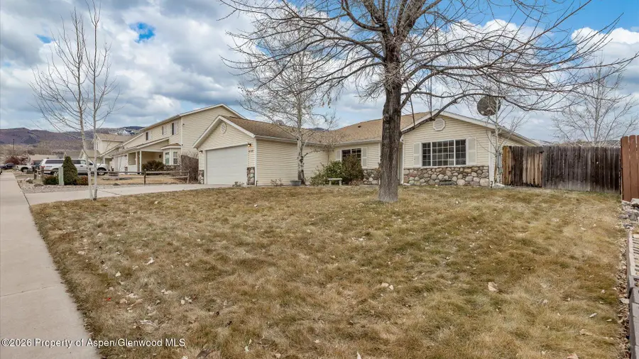 188 Cliff View Circle, Parachute, CO 81635 - #3