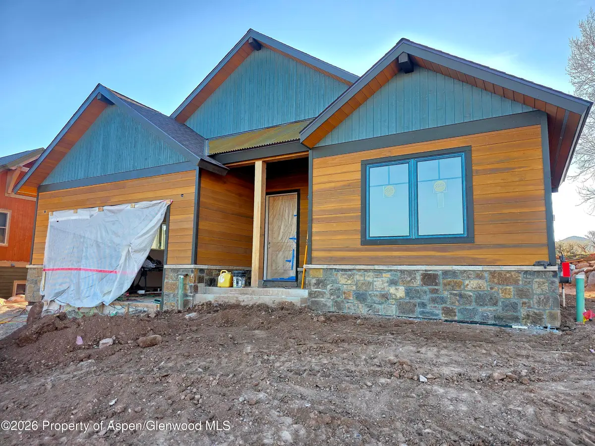 837 Ute Circle, New Castle, CO 81647 - #1