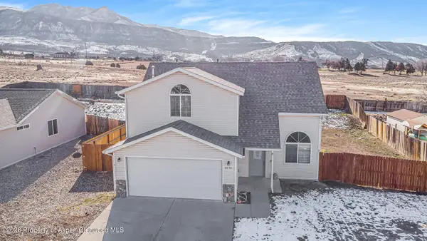 218 Cliff View Circle, Parachute, CO 81635