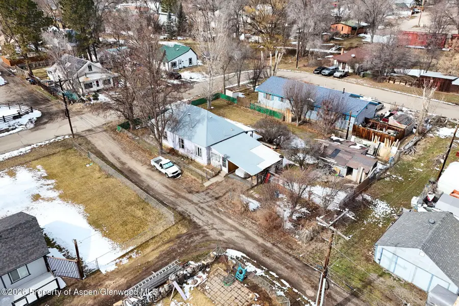 335 N 9th Street, Silt, CO 81652 - #3