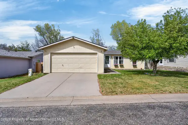 23 E Bonanza Place, Parachute, CO 81635