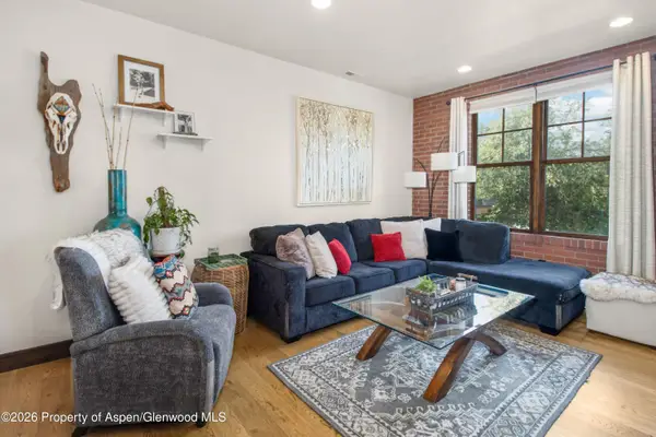 927 Main Street, Carbondale, CO 81623
