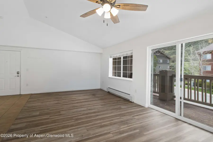 571 River View Drive #1207, New Castle, CO 81647 - #3