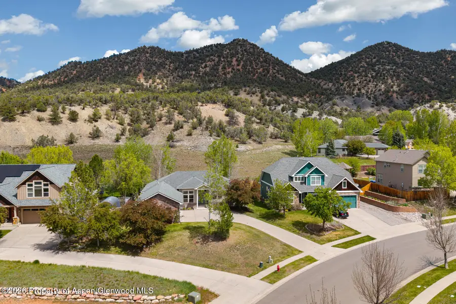 541 Wagon Wheel Circle, New Castle, CO 81647 - #2
